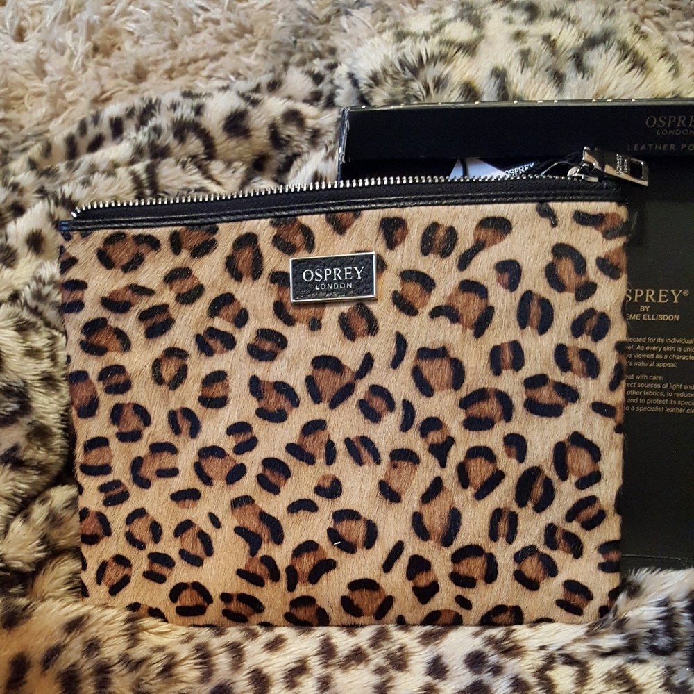 NWT Osprey London Zip Wallet